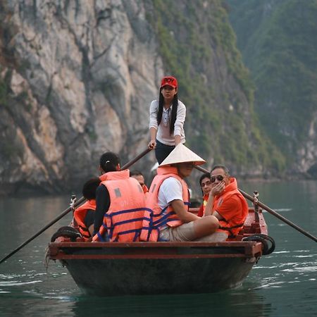 Halong Glory Legend Cruise Hotel Ha Long Exterior photo