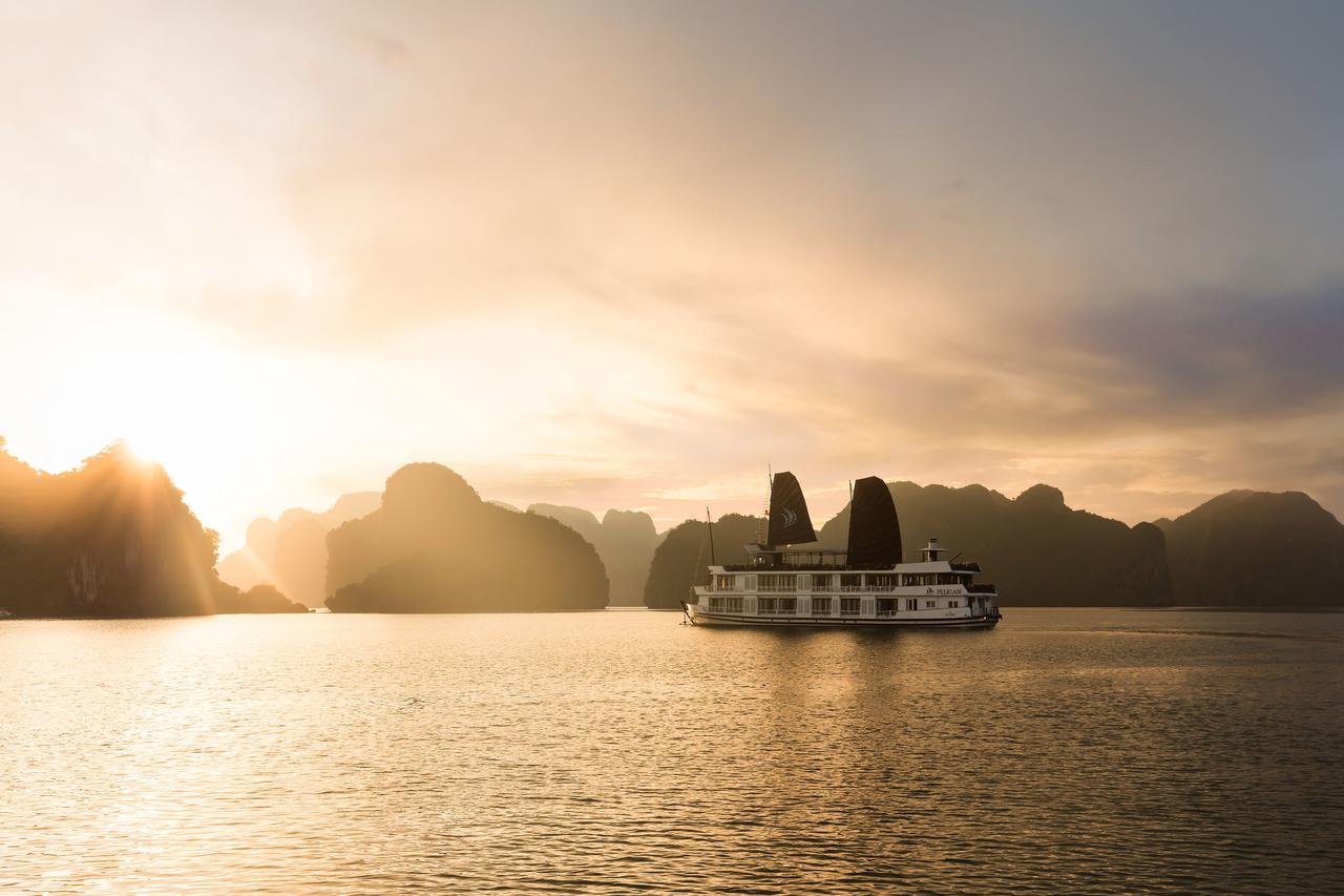 Halong Glory Legend Cruise Hotel Ha Long Exterior photo