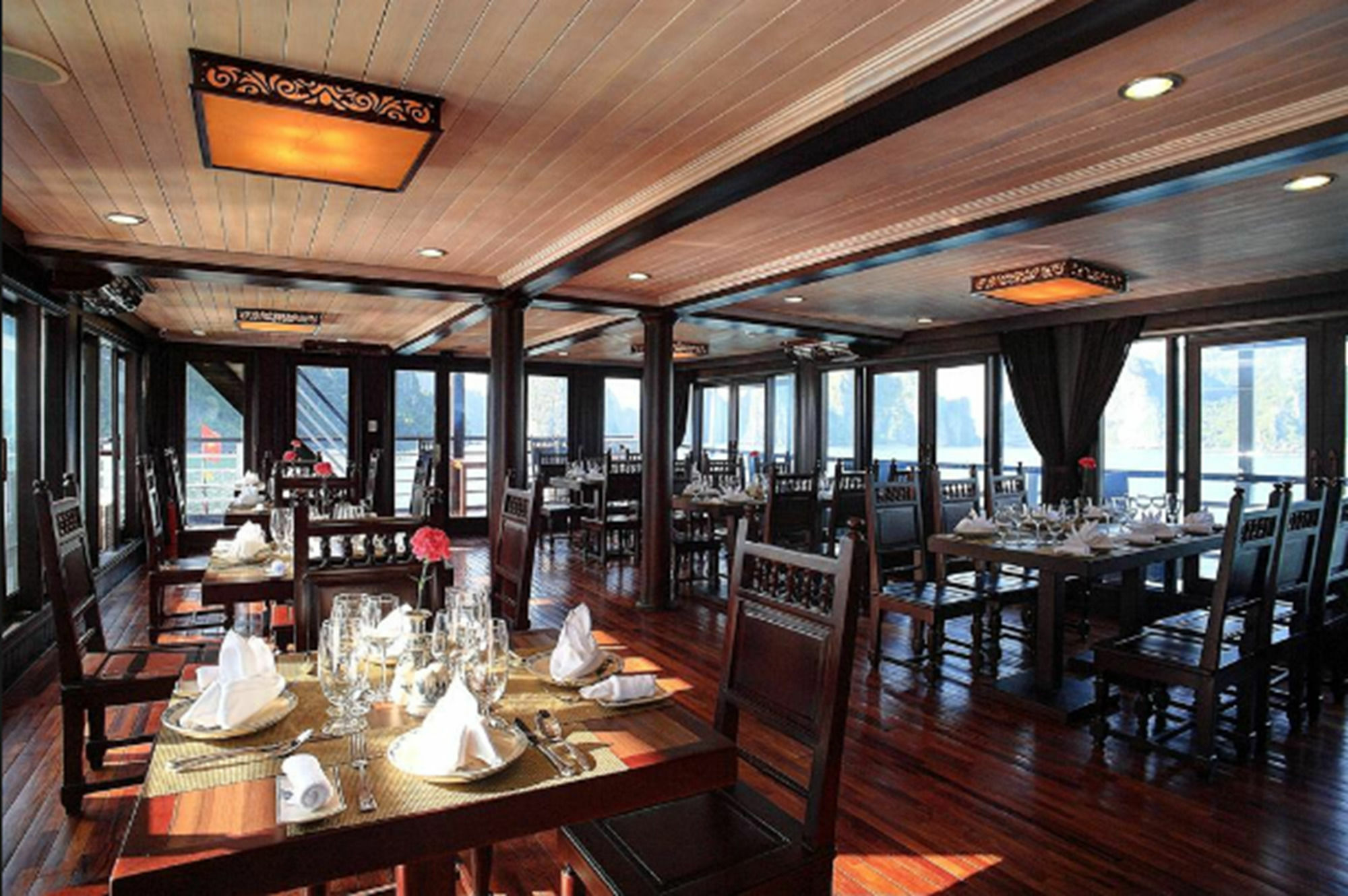 Halong Glory Legend Cruise Hotel Ha Long Exterior photo