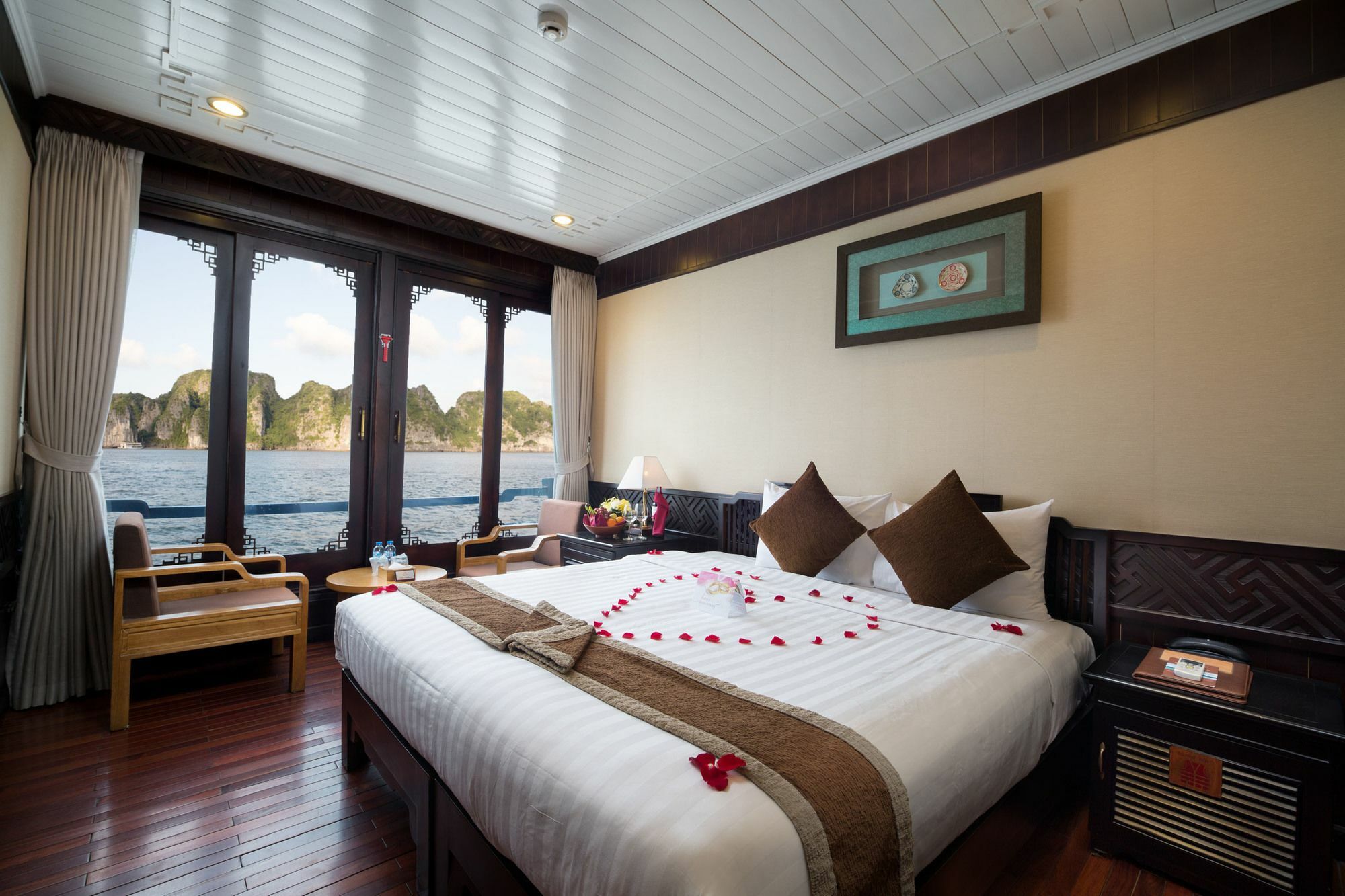 Halong Glory Legend Cruise Hotel Ha Long Exterior photo